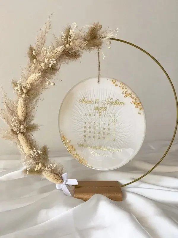 Resin hanging frame from resin artist qatar